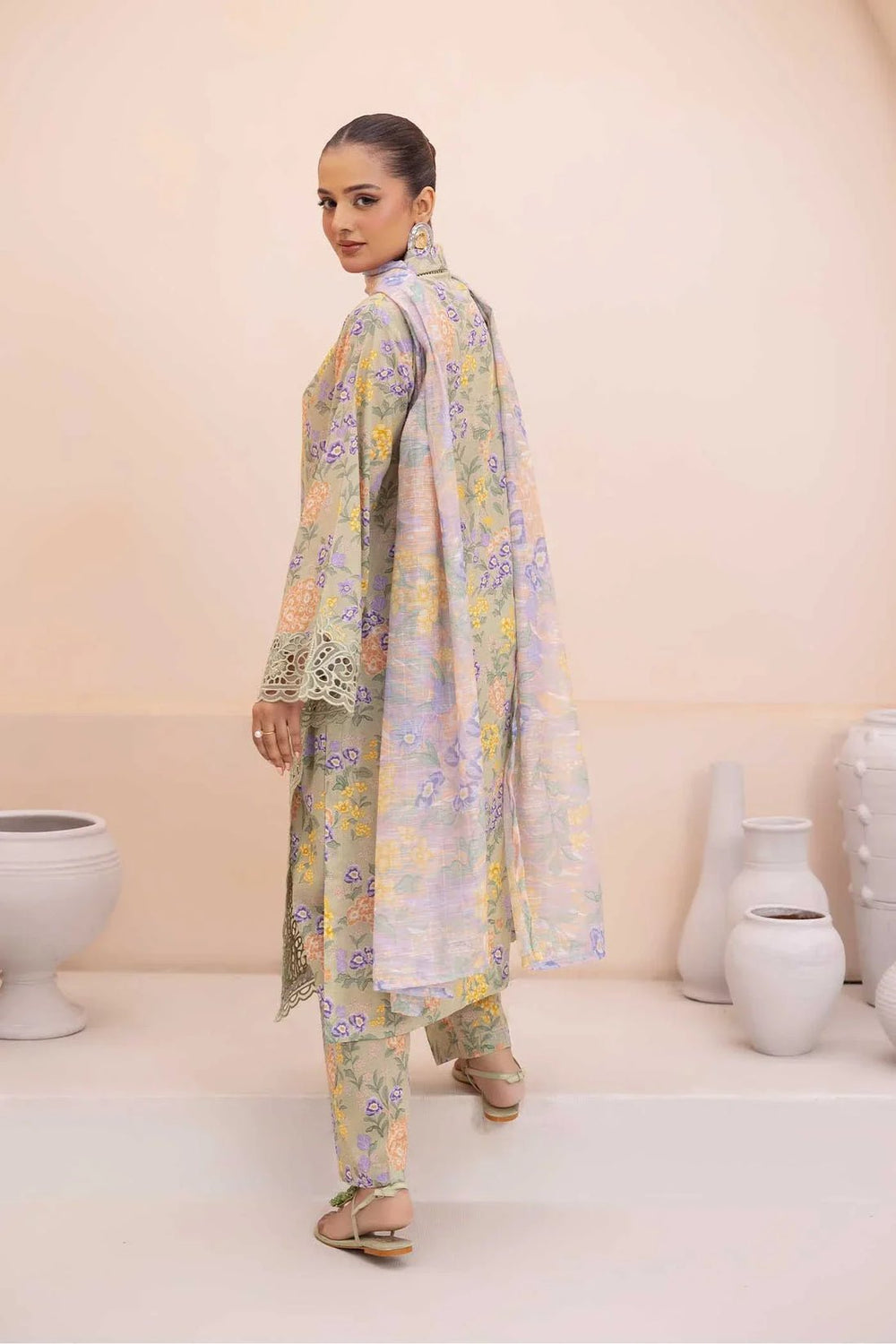 Digital Printed Lawn 8450