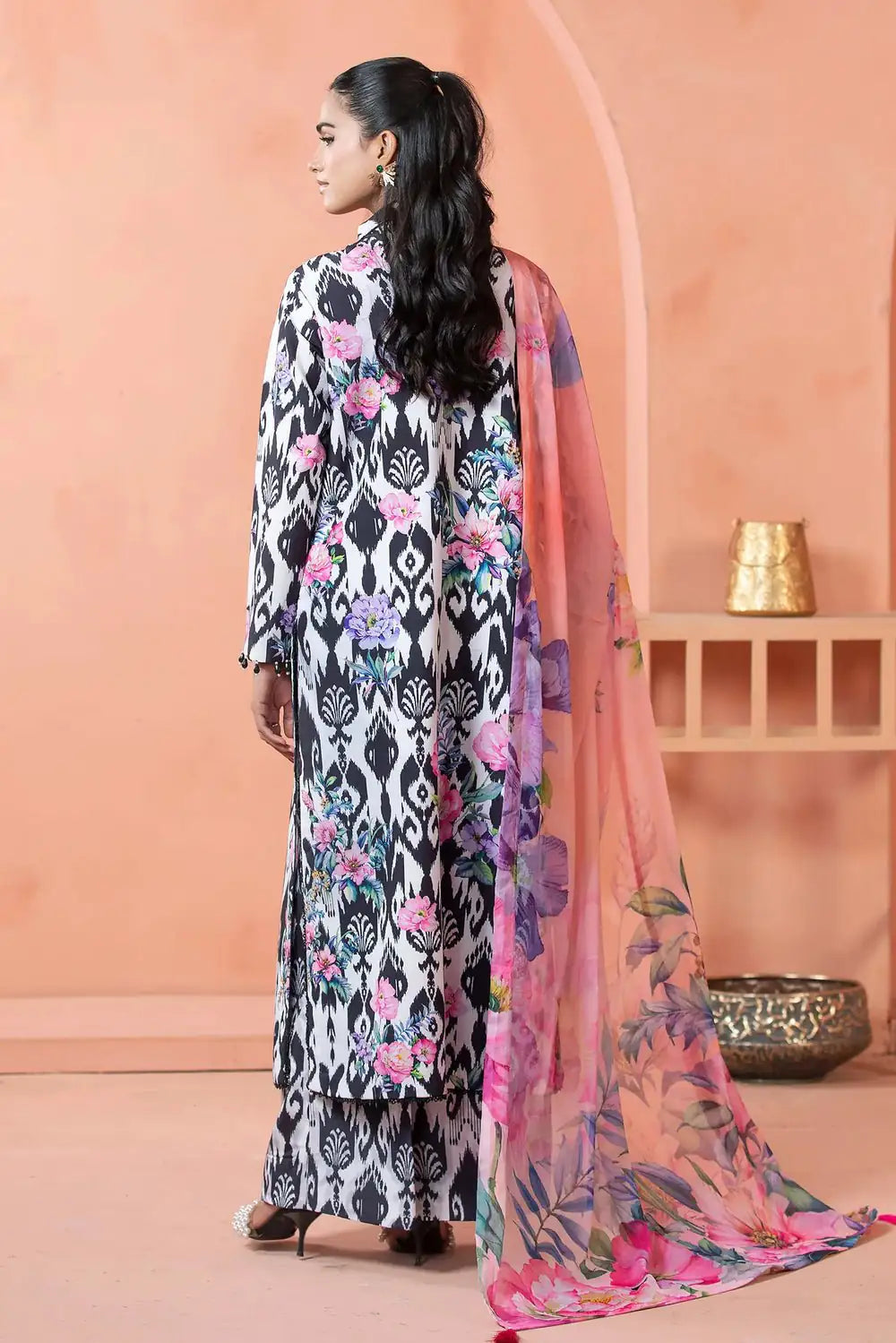 Lawn Suit Black & White 8464