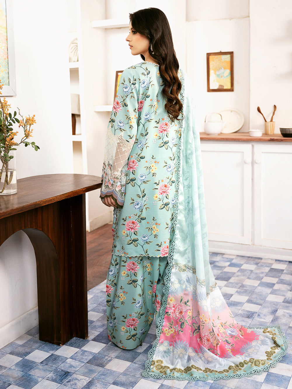 Zari Effect Lawn 8600