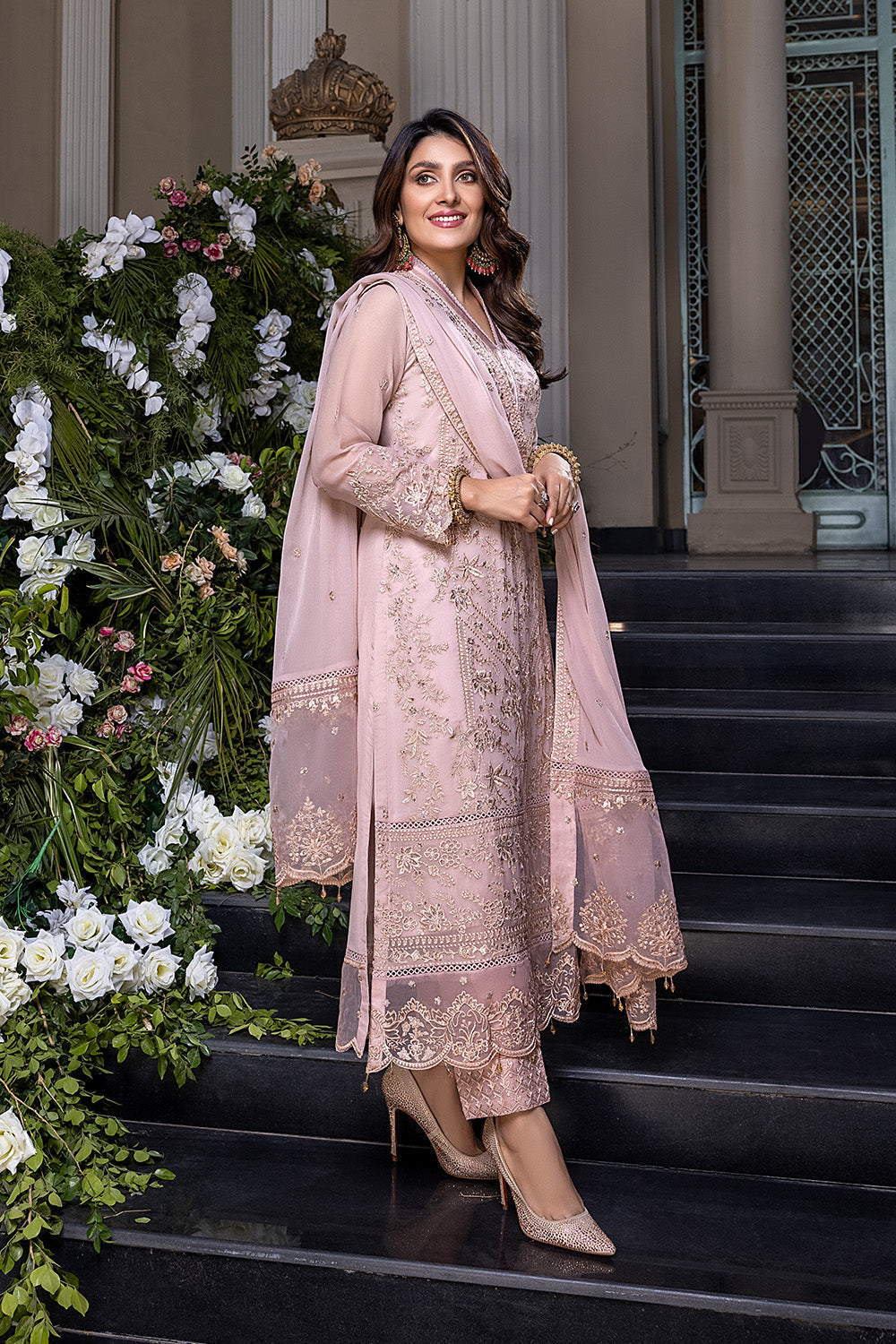 Chiffon embroidered luxury Suit 8587