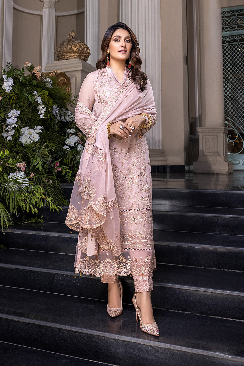 Chiffon embroidered luxury Suit 8587