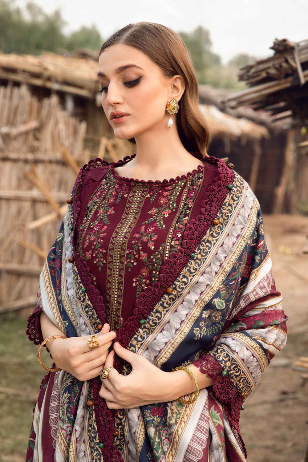 Embroidered Center Panel 8615