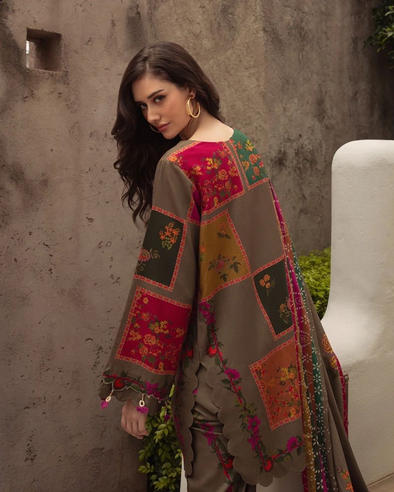 Printed Lawn Embroidered Suit 8583