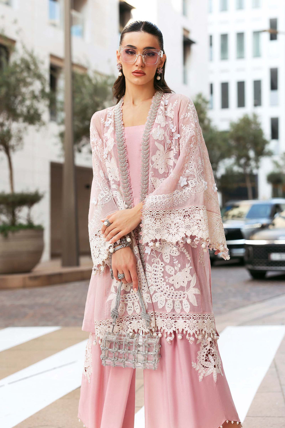 Embroidered Lawn Karandi Suit 8617