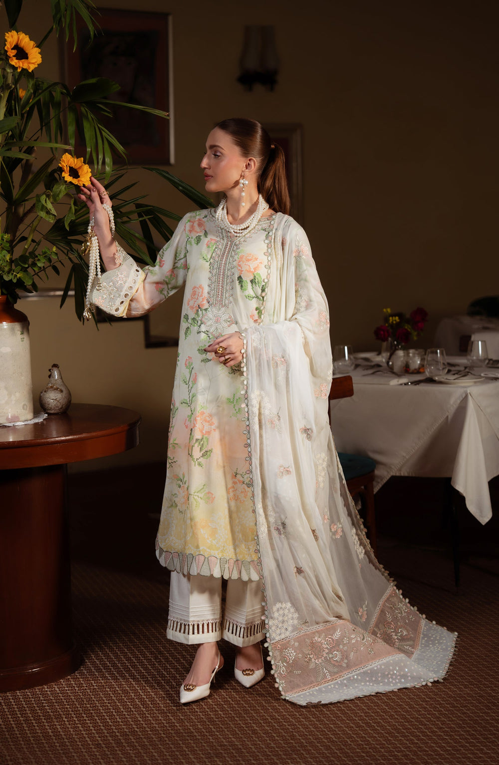 Printed Lawn Suit 8575