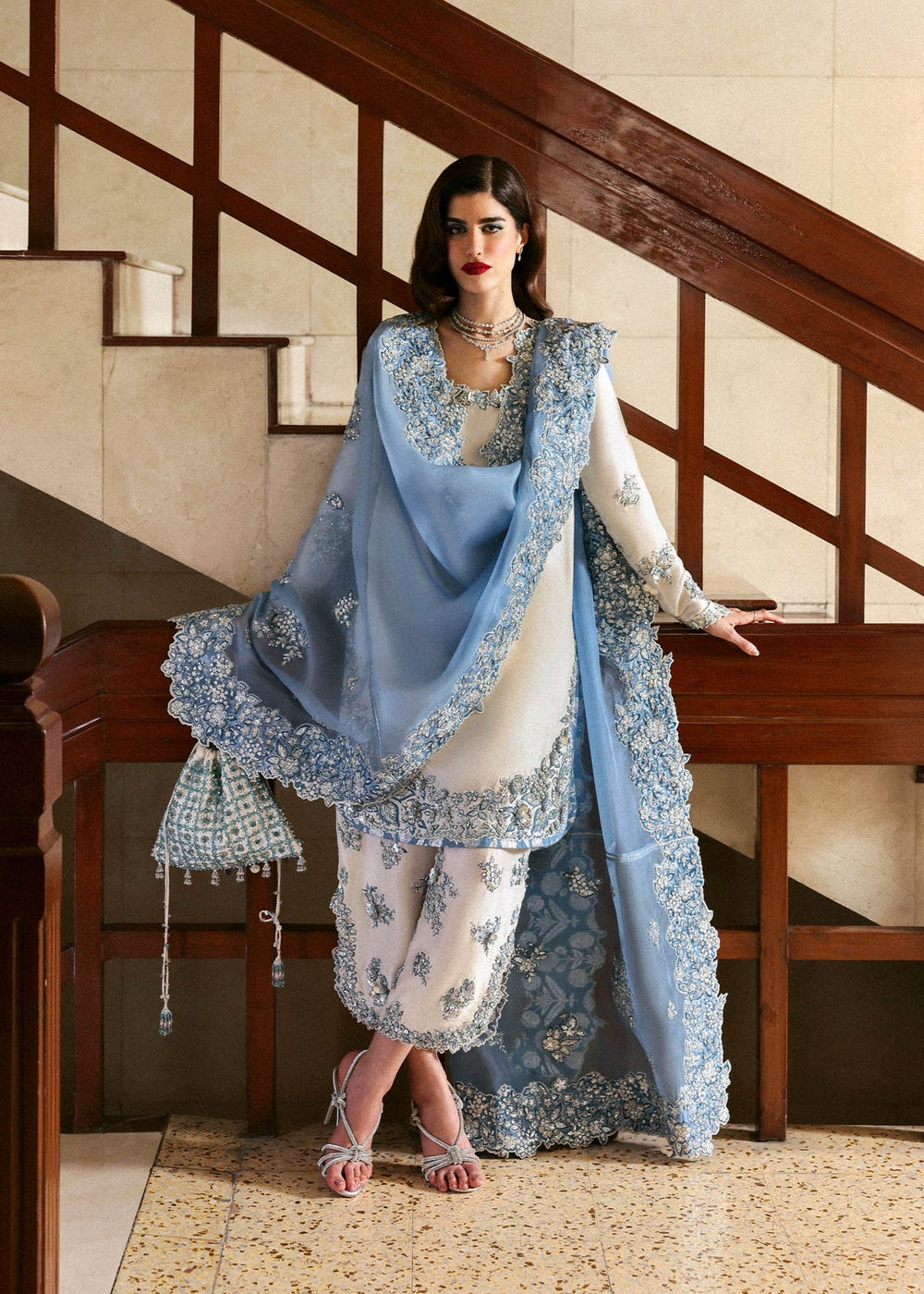 Embroidered Lawn Suit 8577