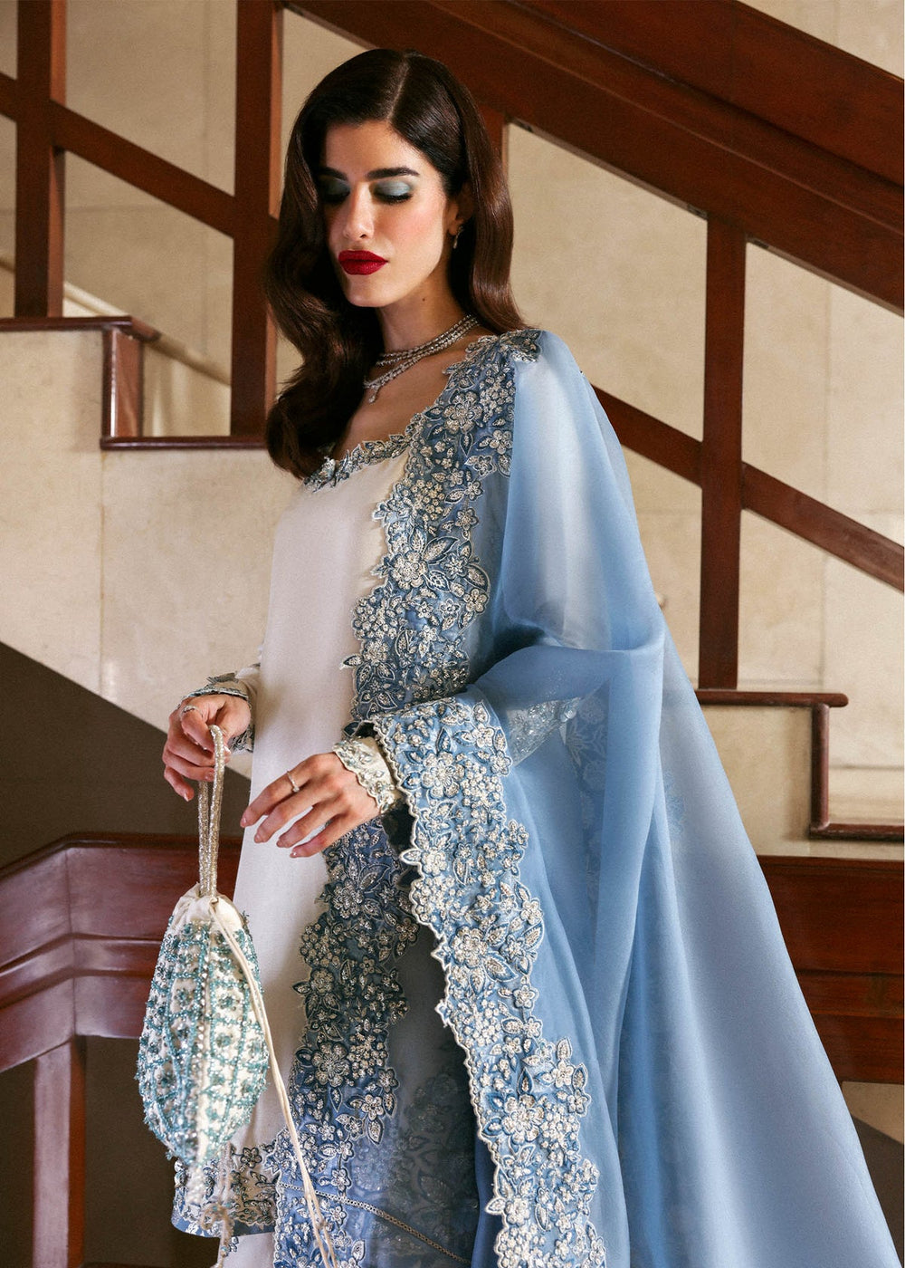 Embroidered Lawn Suit 8577