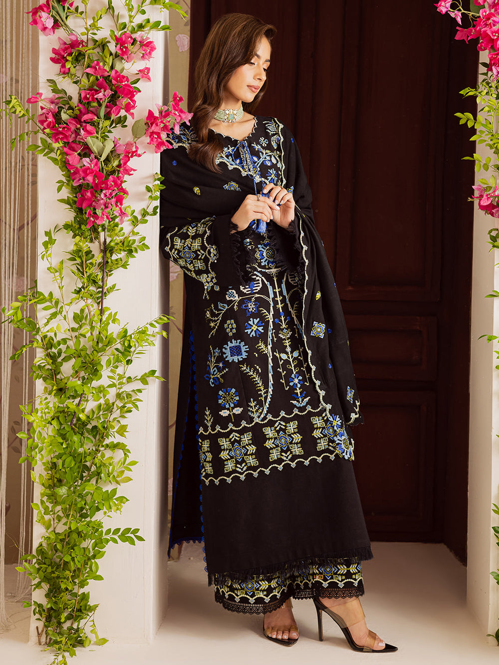 Printed Lawn Embroidered Suit 8585